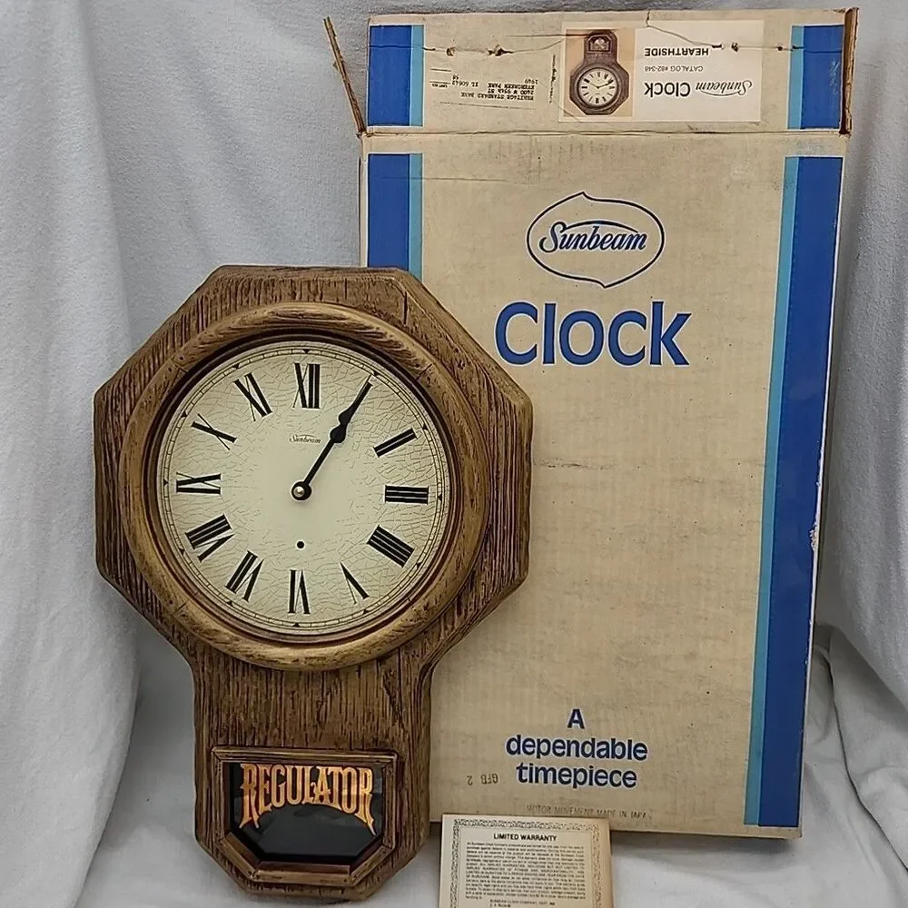 Clock Sunbeam Pendulum Hearthside Wall Battery Operated Regulator NEW IN BOX